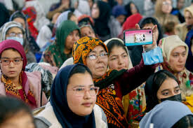 دولت مردمی اعتبارات ویژه‌ای برای زنان و خانواده‌ مناطق محروم در نظر گرفت